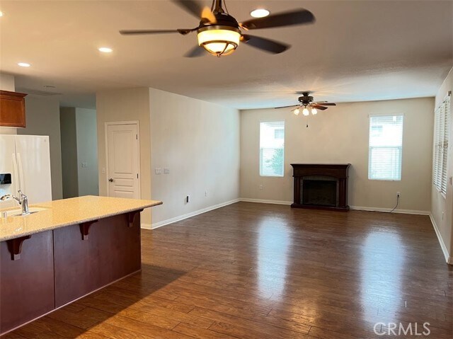 Building Photo - 126 Cascade Creek