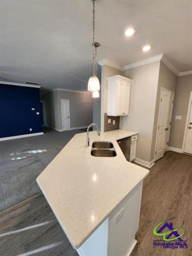 Building Photo - 205 Laurel Springs Dr