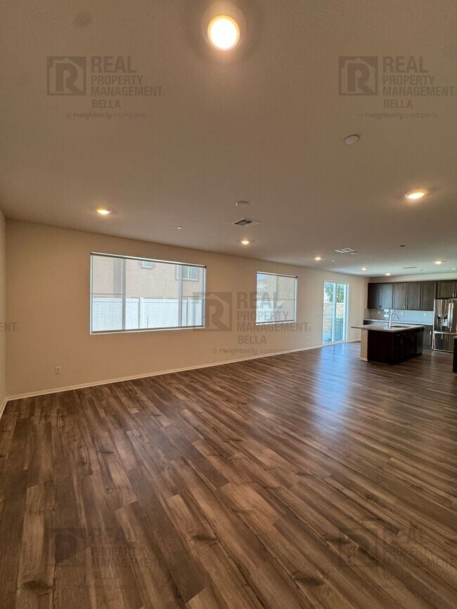 Building Photo - Gorgeous Menifee Pool Home with Downstairs...