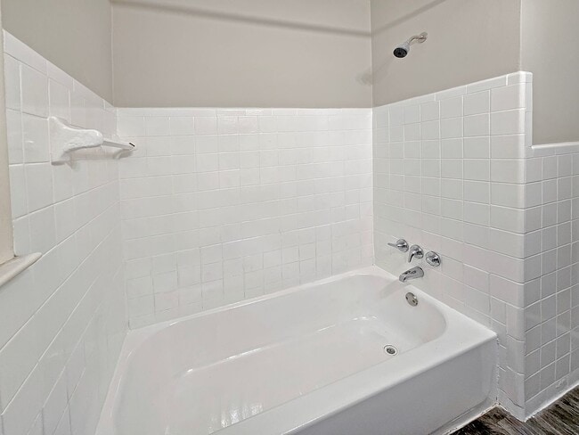 Building Photo - 4-Bedroom Ranch in the Heart of Atlanta – ...