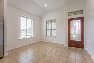 Building Photo - 3534 Goldleaf Trail Dr