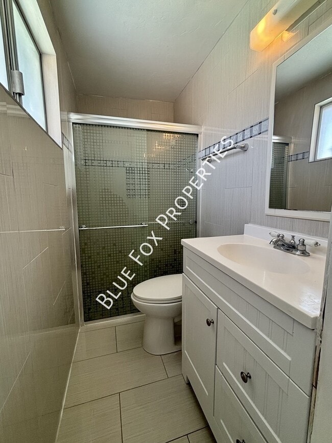 Building Photo - 7329 E 28th Pl