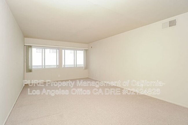 Building Photo - 8745 Delgany Ave