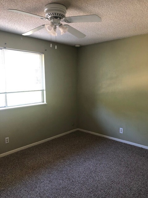Bedroom 1 - 1279 Bond St