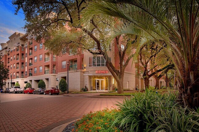 Building Photo - 300 St Joseph Pkwy