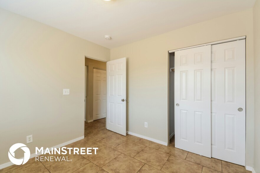 Building Photo - 4184 E Market St