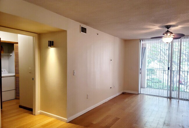 Building Photo - 12112 St.Andrews Pl