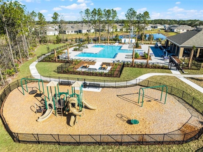 Building Photo - 318 Bracer Wy