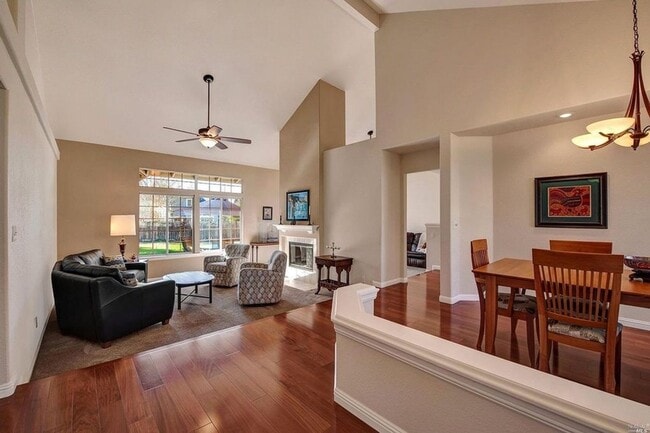 Building Photo - 308 Wood Rose Ct