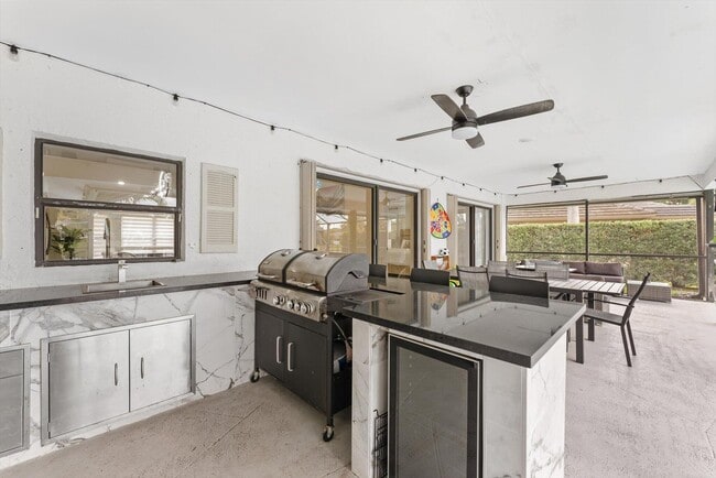 Building Photo - 13947 Geranium Pl