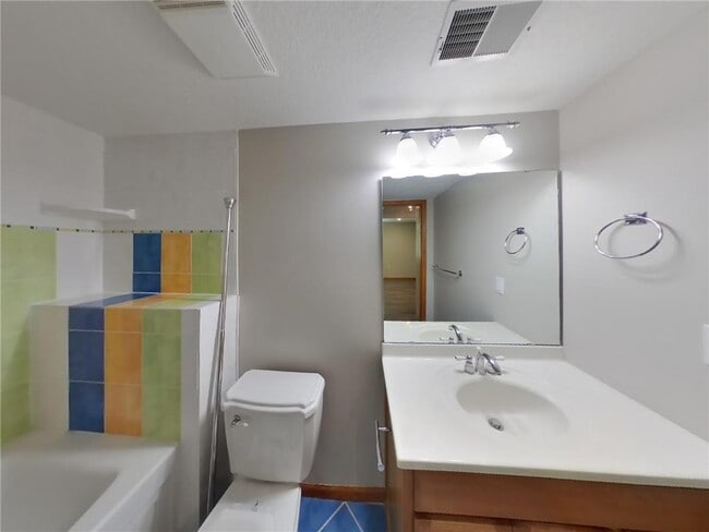 Building Photo - 14700 Junkite St NW