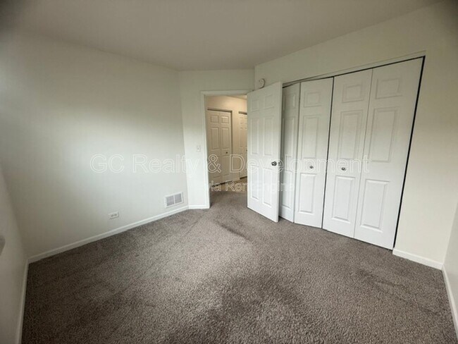 Building Photo - 1064 Turin Dr
