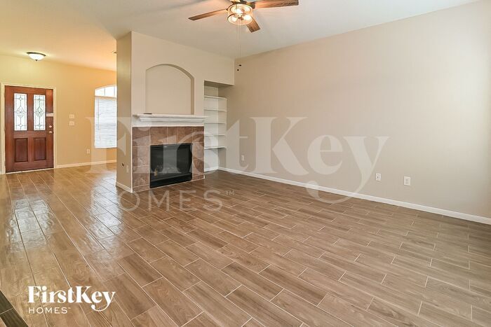 Building Photo - 22610 Spring Crossing Dr