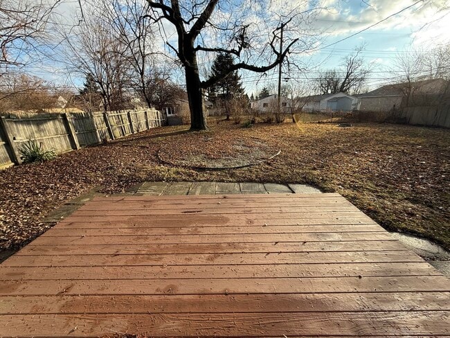 Building Photo - 11691 Cornell St