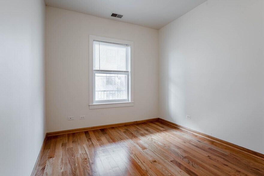 Building Photo - 1822 N Campbell Ave