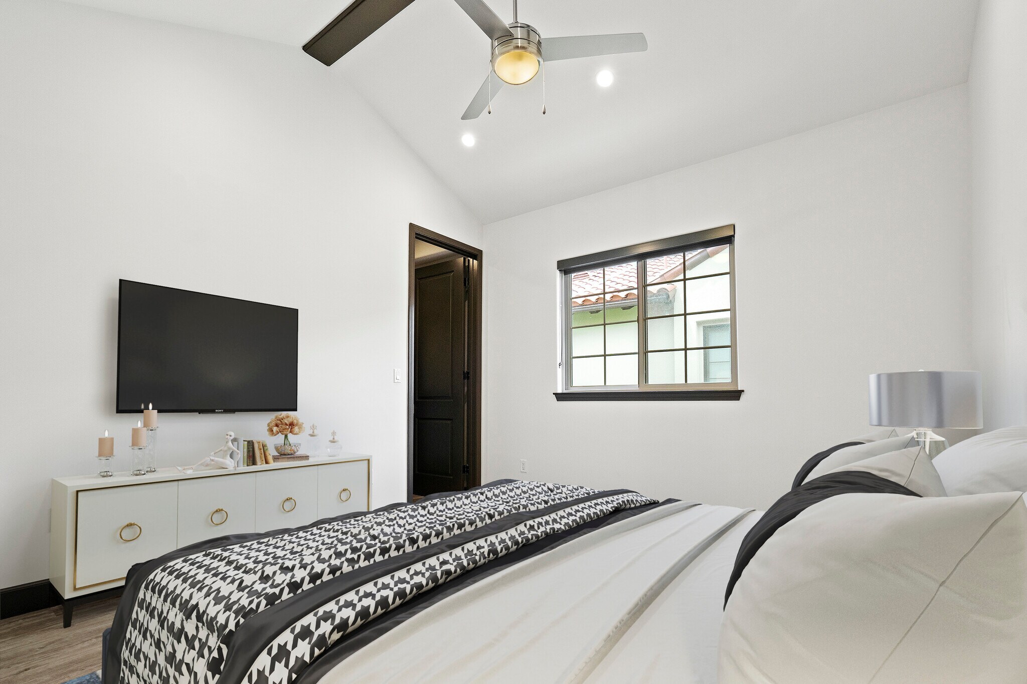 Building Photo - 11575 Lemp Ct