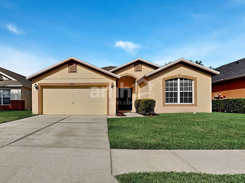 Primary Photo - 27437 Sugar Loaf Dr