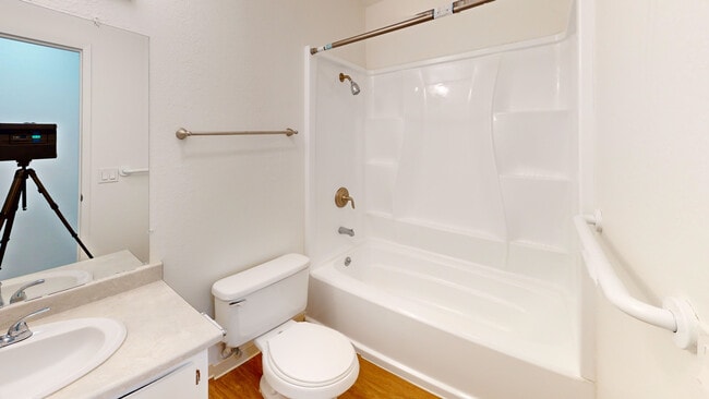 Building Photo - 445 Ignacio Blvd