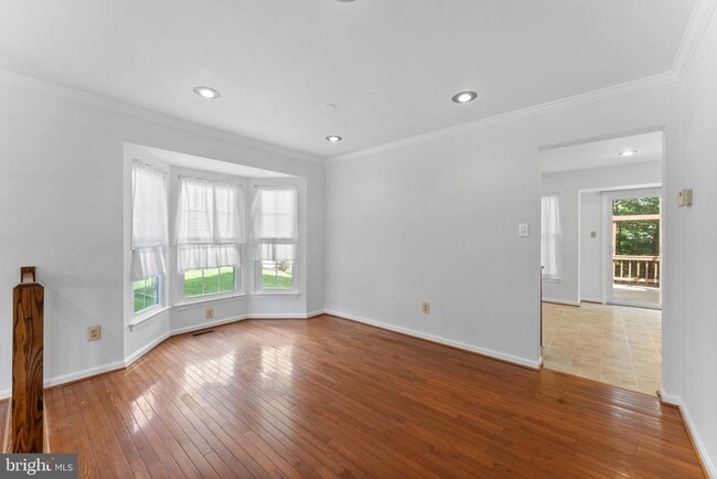 Building Photo - 14164 Compton Valley Way