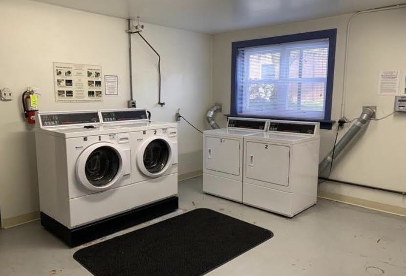 Building Photo - 335 E Lancaster Ave