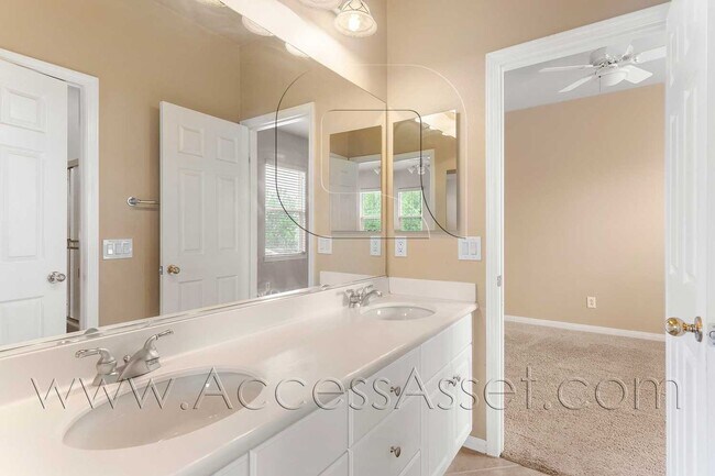 Building Photo - Stunning Luxury Living in Temecula | Expansive 4-Bedroom Masterpiece