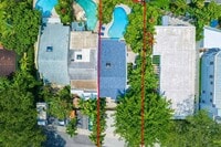 Building Photo - 219 NE 17th Ave