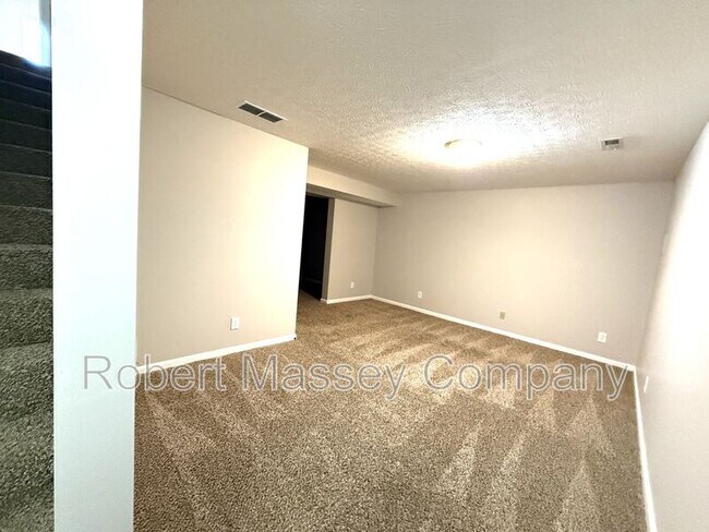 Building Photo - 12812 Lost Hill Walk