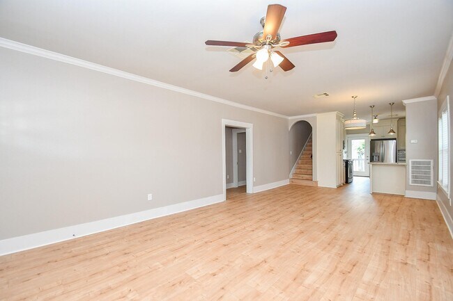 Building Photo - 1307 Walton St