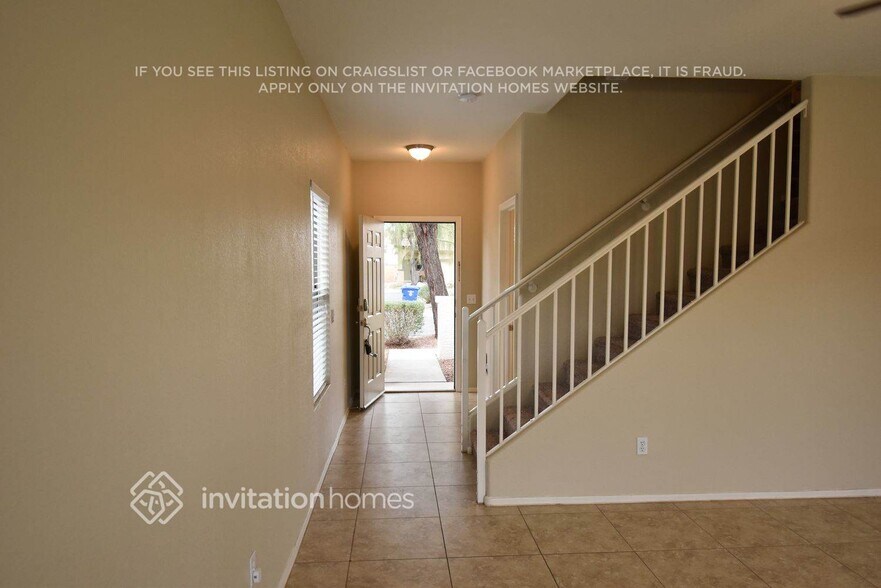 Building Photo - 2774 S Southwind Dr