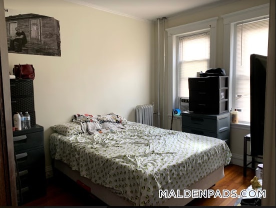 Building Photo - 17-19-19 Washington St S