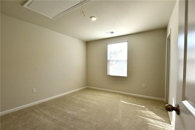 Building Photo - 8421 Limerick Ln