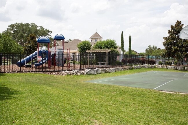 Building Photo - 8376 SW 80th Pl