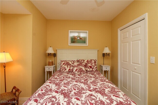 Building Photo - 172 Vintage Cir