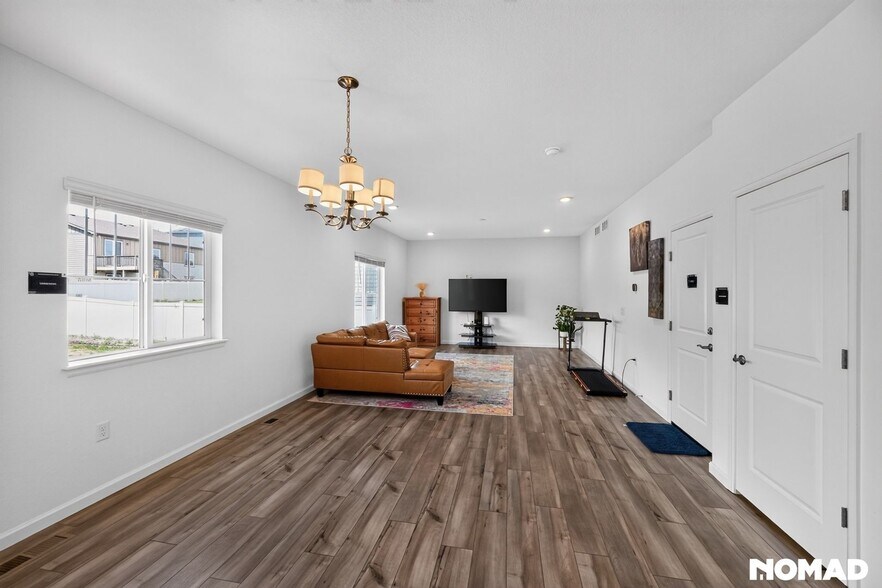 Building Photo - 18274 Martinello Dr
