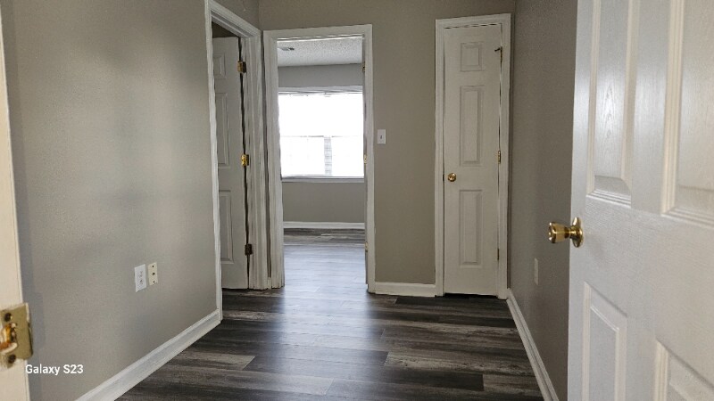 Building Photo - 894 Prince St