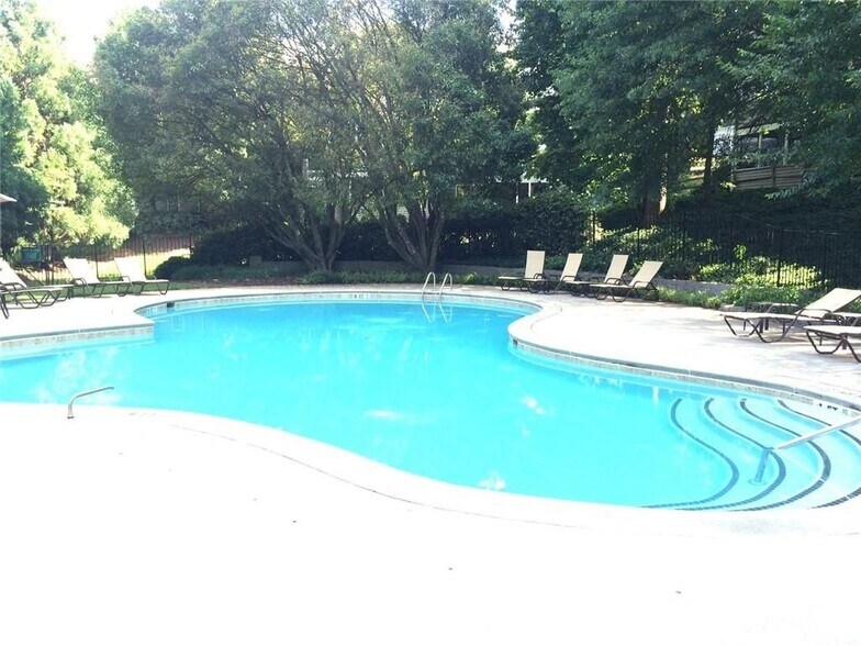 Building Photo - 504 Wynnes Ridge Cir