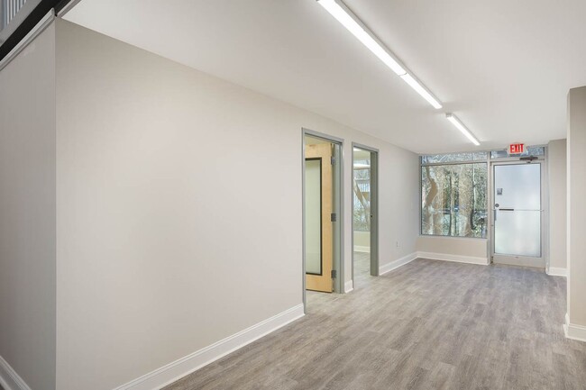 Building Photo - 5621 Departure Dr