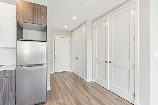 Building Photo - 1970 Dorchester Ave