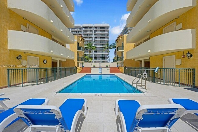 Building Photo - 8888 Collins Ave