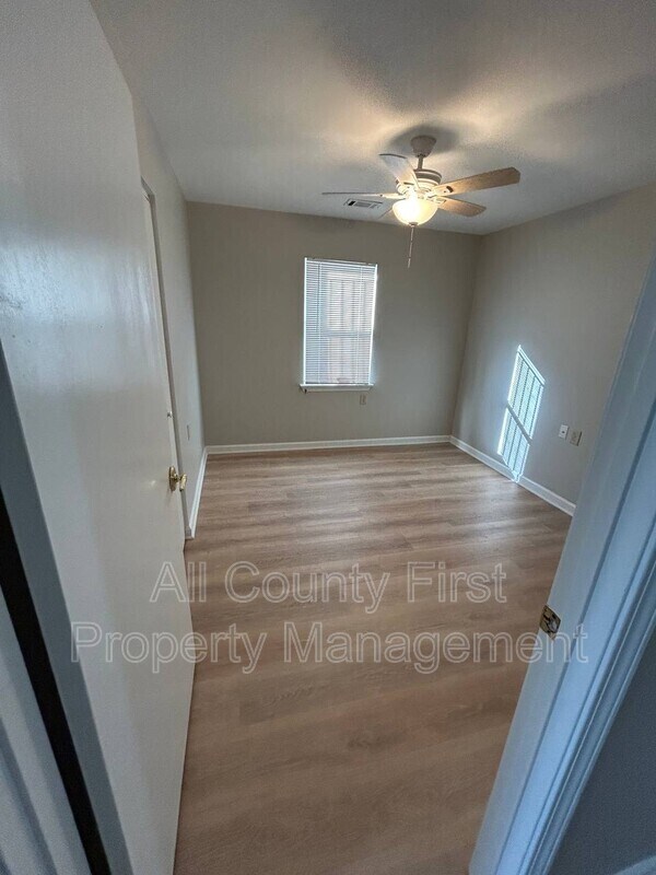 Building Photo - 69 Meldon Ave SE