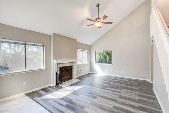 Building Photo - 6415 Jennings Dr