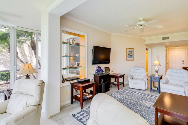Building Photo - 5799 NE Island Cove Way