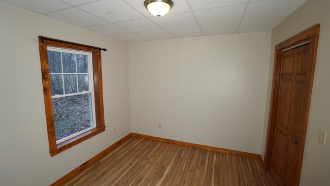 Building Photo - 19 Willys Wy