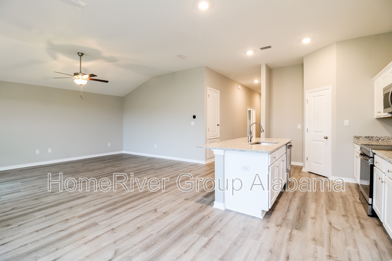 Building Photo - 1162 Hayward Lp
