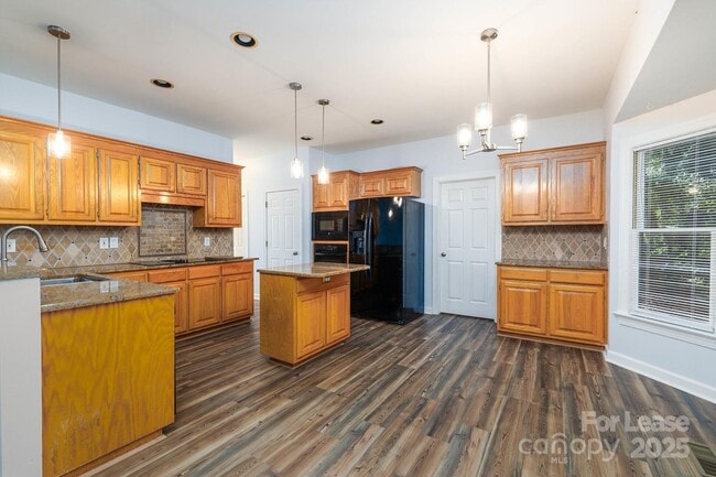 Building Photo - 5238 Downing Creek Dr