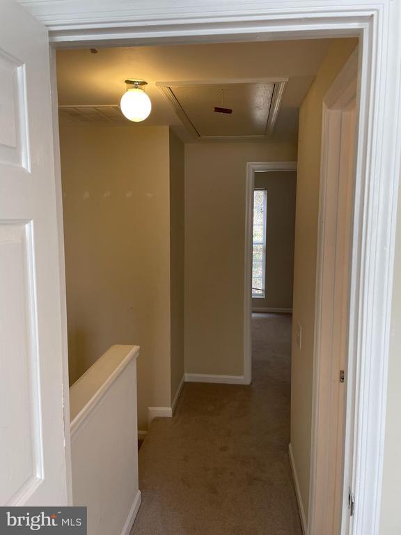 Building Photo - 7140 Westfield Ct