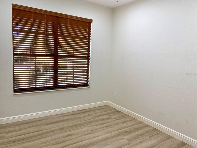 Building Photo - 167 Los Gatos Pl