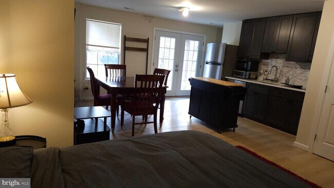 Building Photo - 13107 Hugo Pl