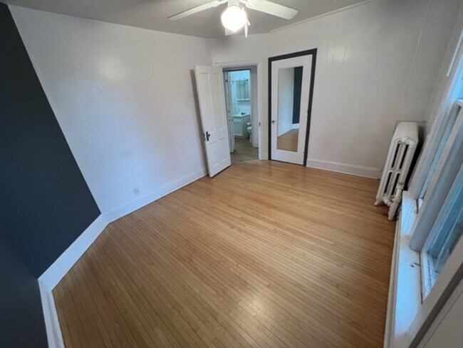 Building Photo - Duluth MN - 4+ bed - 2-bath - 2-car garage
