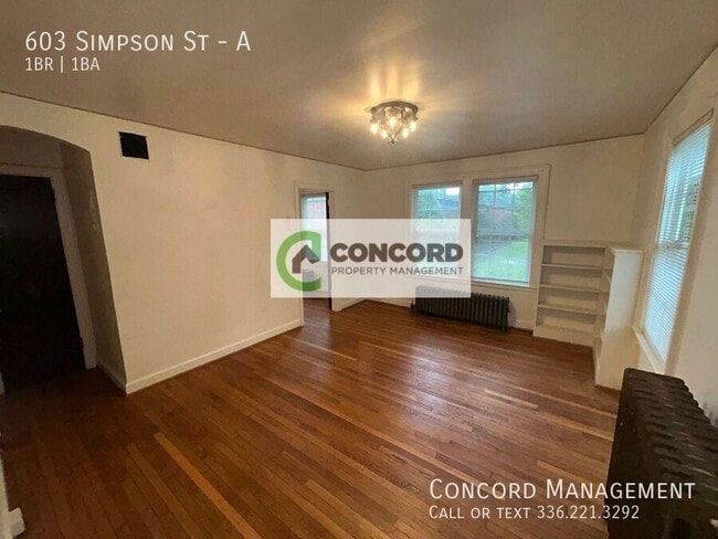 Building Photo - 603 Simpson St